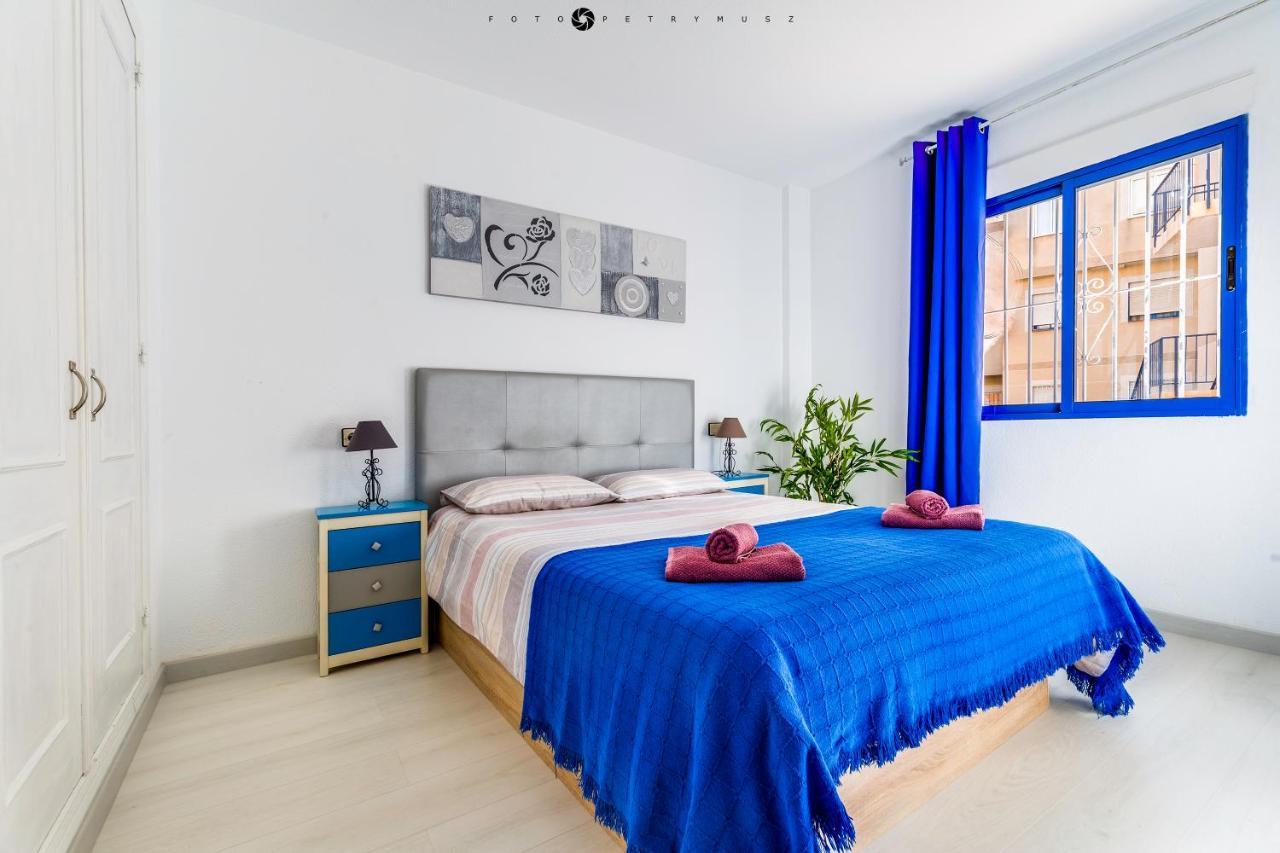Blue Sea Apartment Torrevieja Extérieur photo